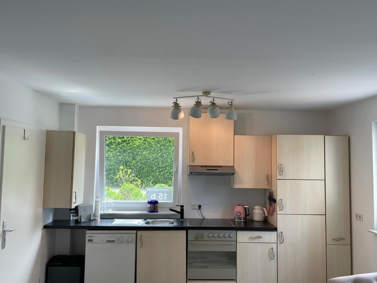 40Qm Wohlfuehl-Apartment Im Gruenen Mit Sorglospaket Wuppertal Ngoại thất bức ảnh